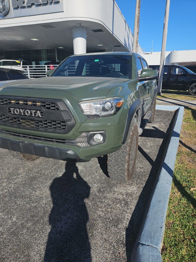 Used 2021 Toyota Tacoma TRD Off-Road image 3