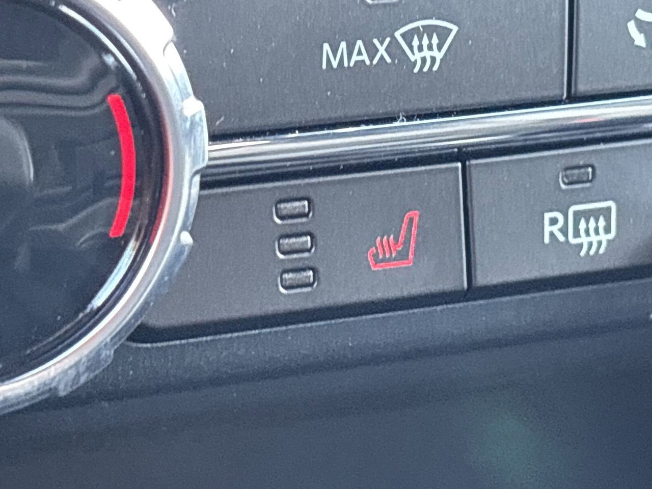 New 2025 Ford F150 XLT w/ Equipment Group 303A High image 28