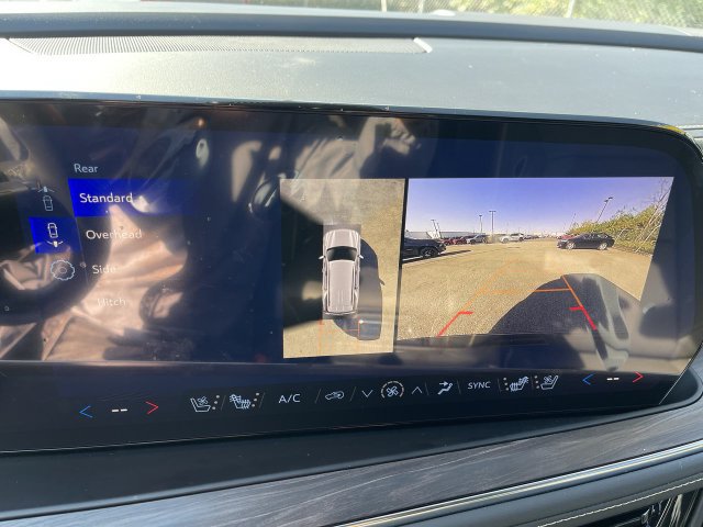 New 2026 Chevrolet Tahoe Premier w/ Sun And Tow Package AWD/4WD image 17