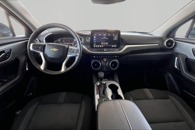 Used 2023 Chevrolet Blazer LT w/ Convenience Package FWD image 7