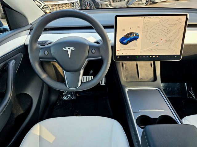 Used 2023 Tesla Model Y Performance image 28