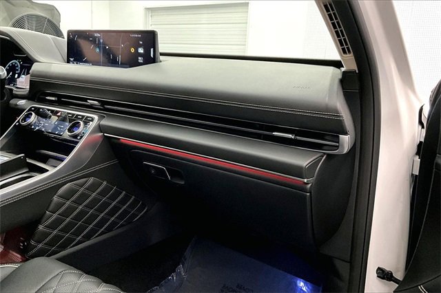 Used 2024 Genesis GV80 3.5T w/ Prestige Package image 17