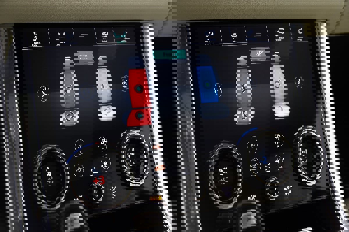 Used 2021 Land Rover Range Rover Sport HSE Silver Edition image 9