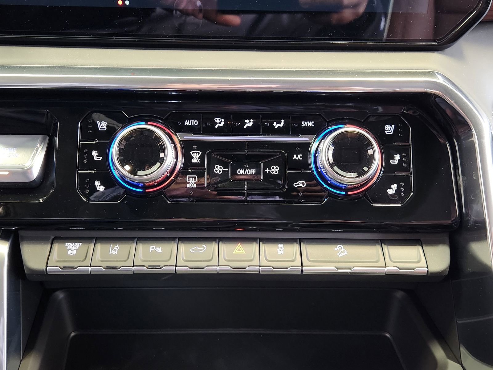 New 2026 GMC Sierra 2500 Denali Ultimate image 19