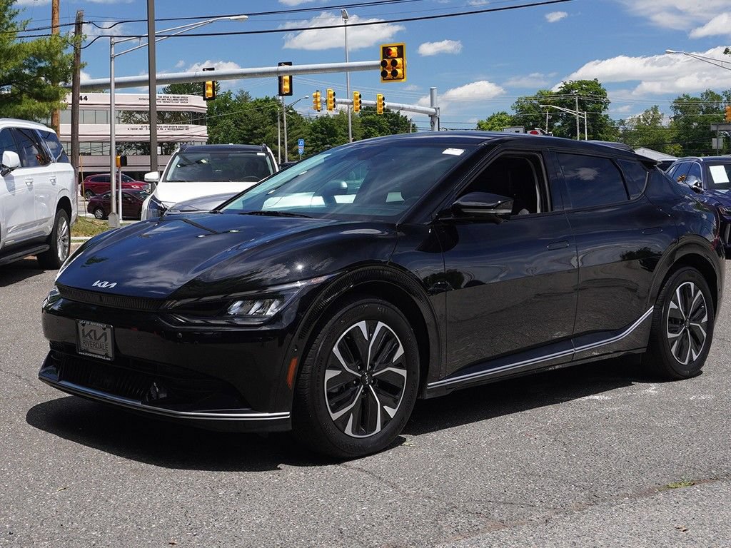 Used 2022 Kia EV6 Wind w/ Wind Technology Package AWD/4WD image 10