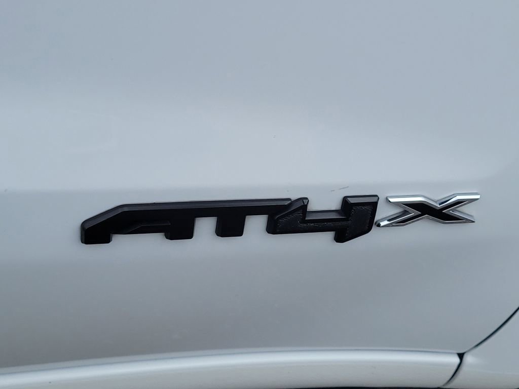 Used 2022 GMC Sierra 1500 AT4X image 7