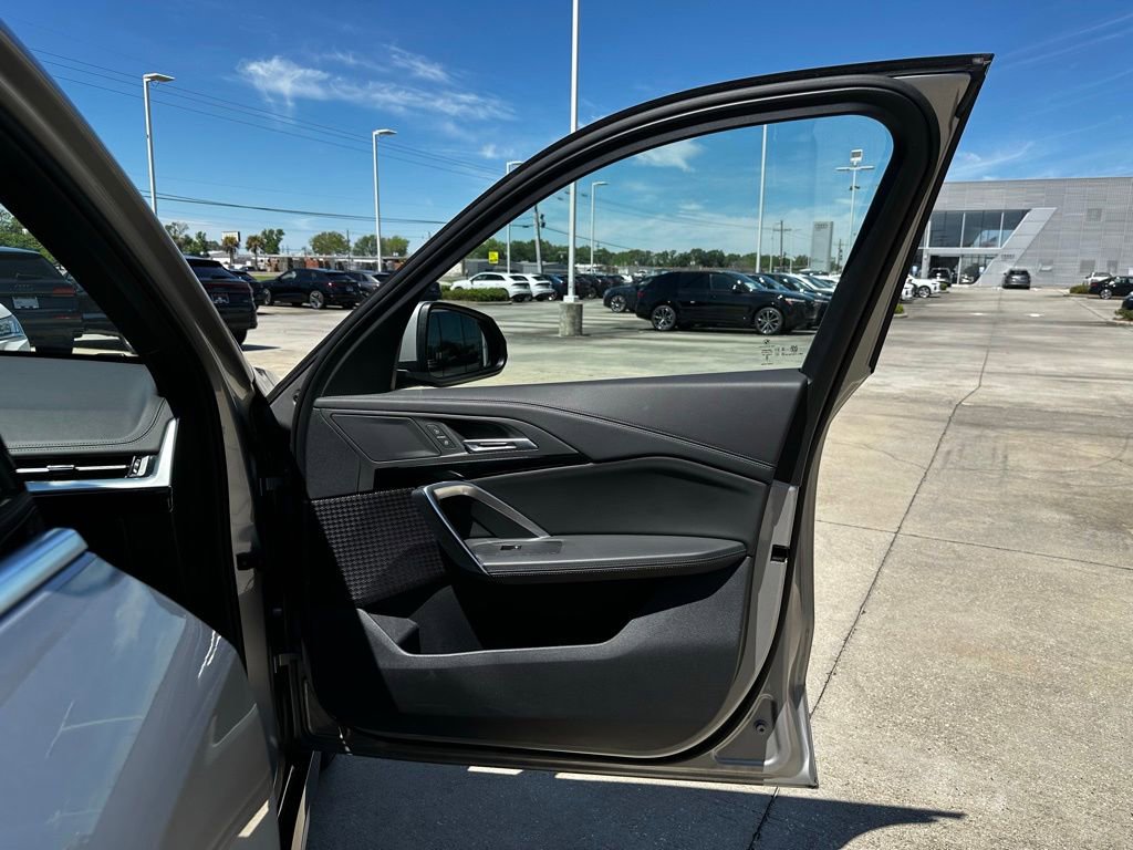 Used 2025 BMW X1 xDrive28i image 28