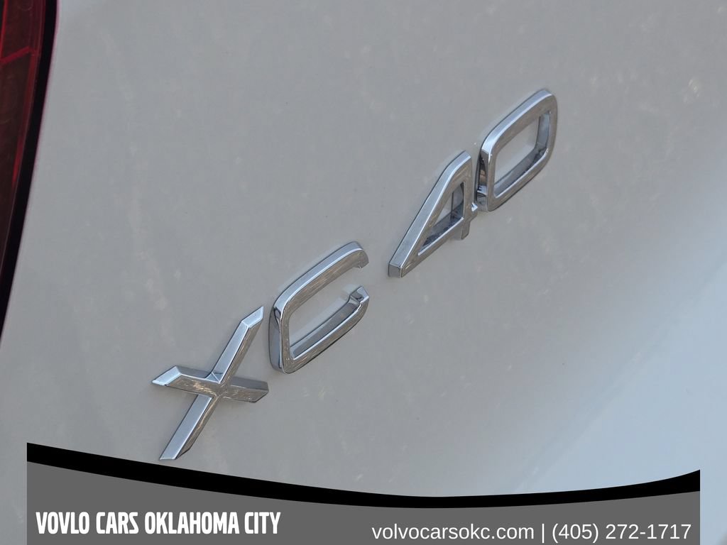 Certified 2023 Volvo XC40 B4 Plus w/ Driver Assist Package FWD image 12