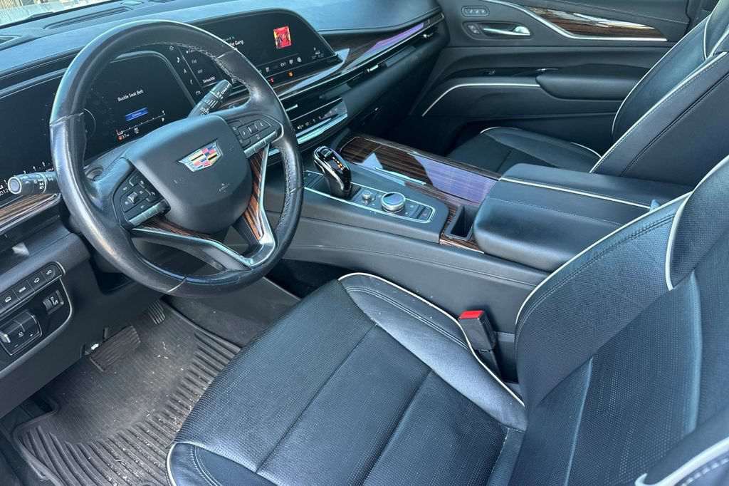 Certified 2021 Cadillac Escalade ESV Premium Luxury w/ Driver Assist Tech Package AWD/4WD image 10