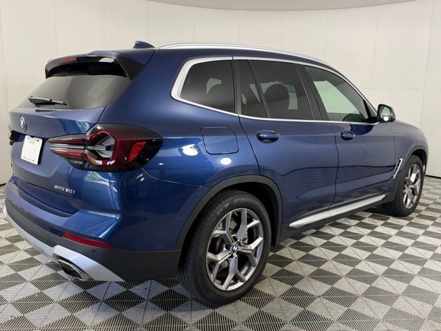 Used 2023 BMW X3 sDrive30i w/ Premium Package image 12