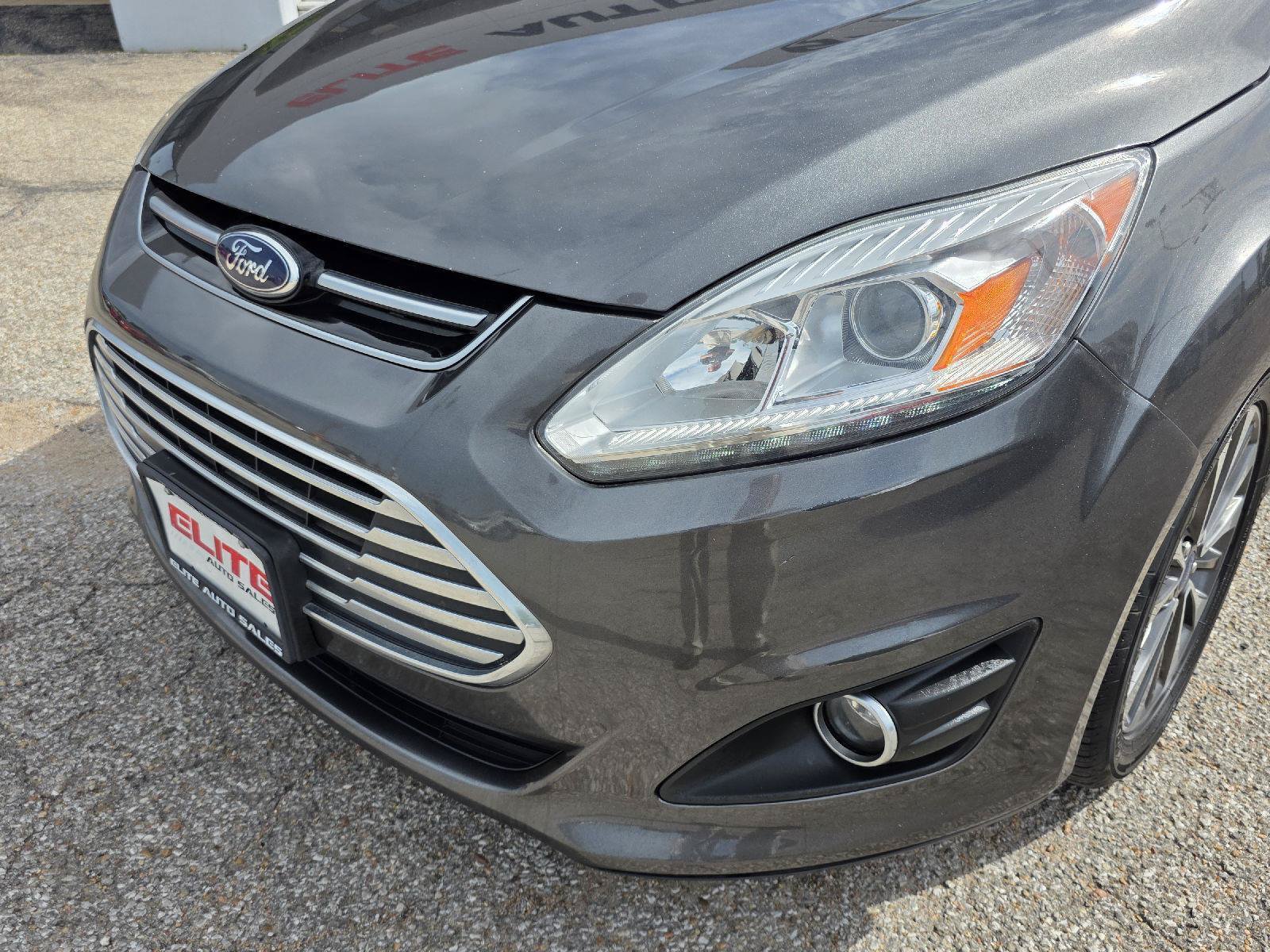 Used 2018 Ford C-MAX Titanium FWD image 37