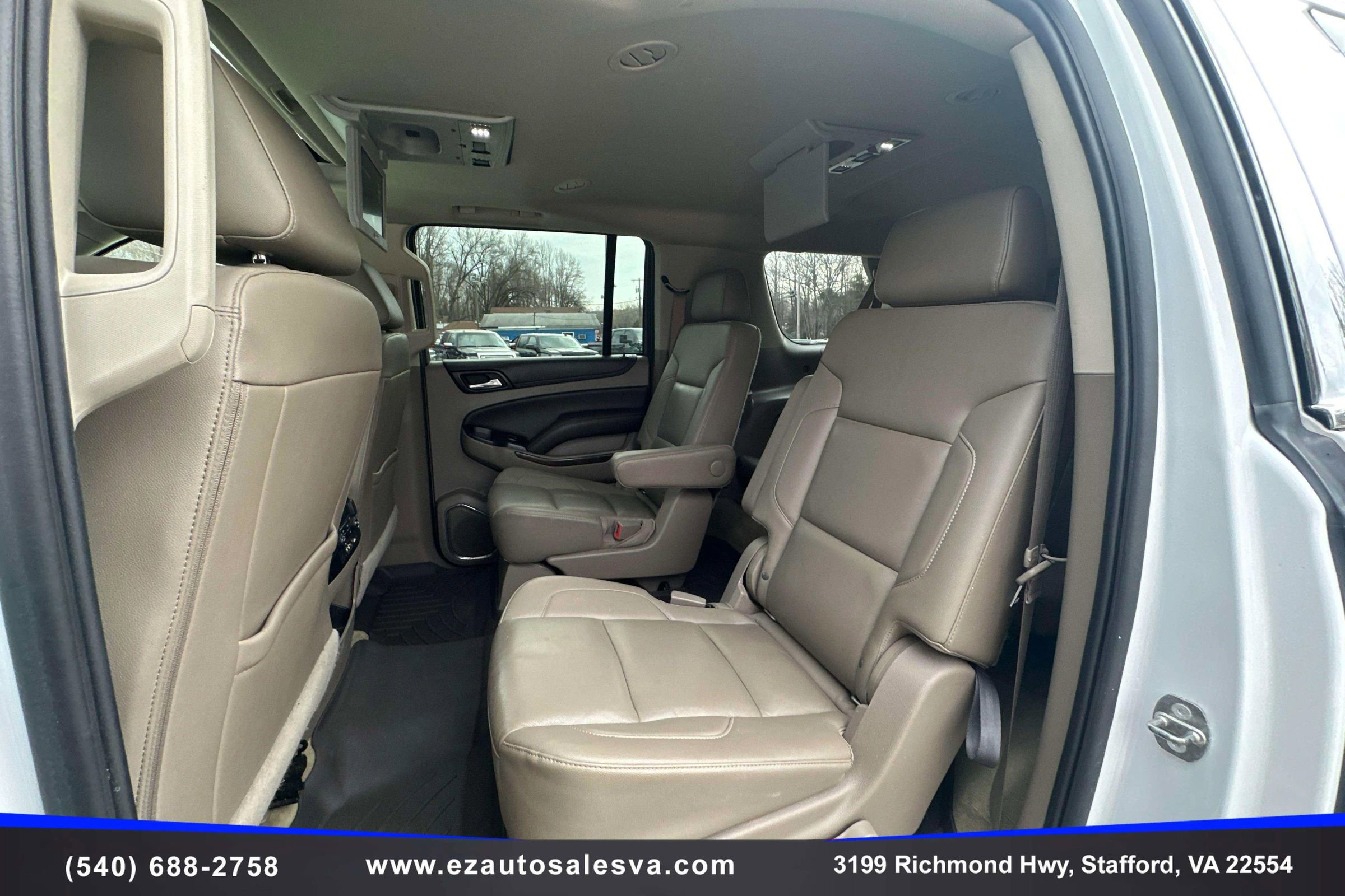 Used 2016 Chevrolet Suburban LT image 22