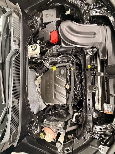 Used 2021 Buick Encore GX Select w/ Sport Touring Package FWD image 9