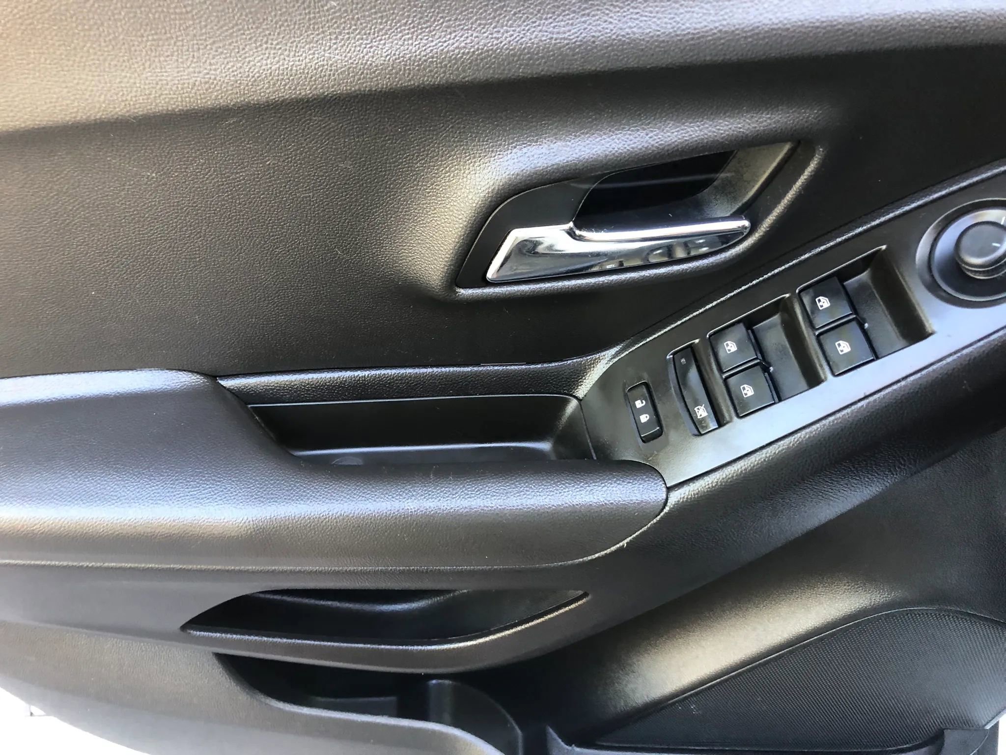 Used 2017 Chevrolet Trax LS image 15