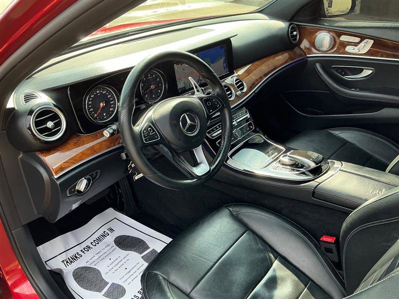 Used 2017 Mercedes-Benz E 300 4MATIC image 26