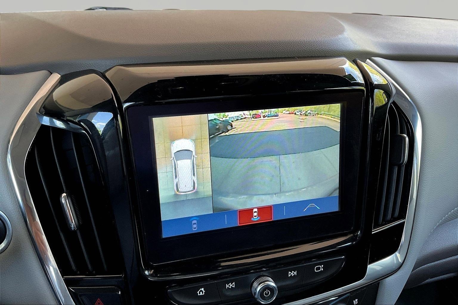 Used 2019 Chevrolet Traverse Premier AWD/4WD image 14
