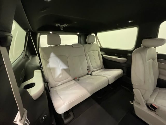 New 2026 Jeep Grand Wagoneer L Limited AWD/4WD image 26