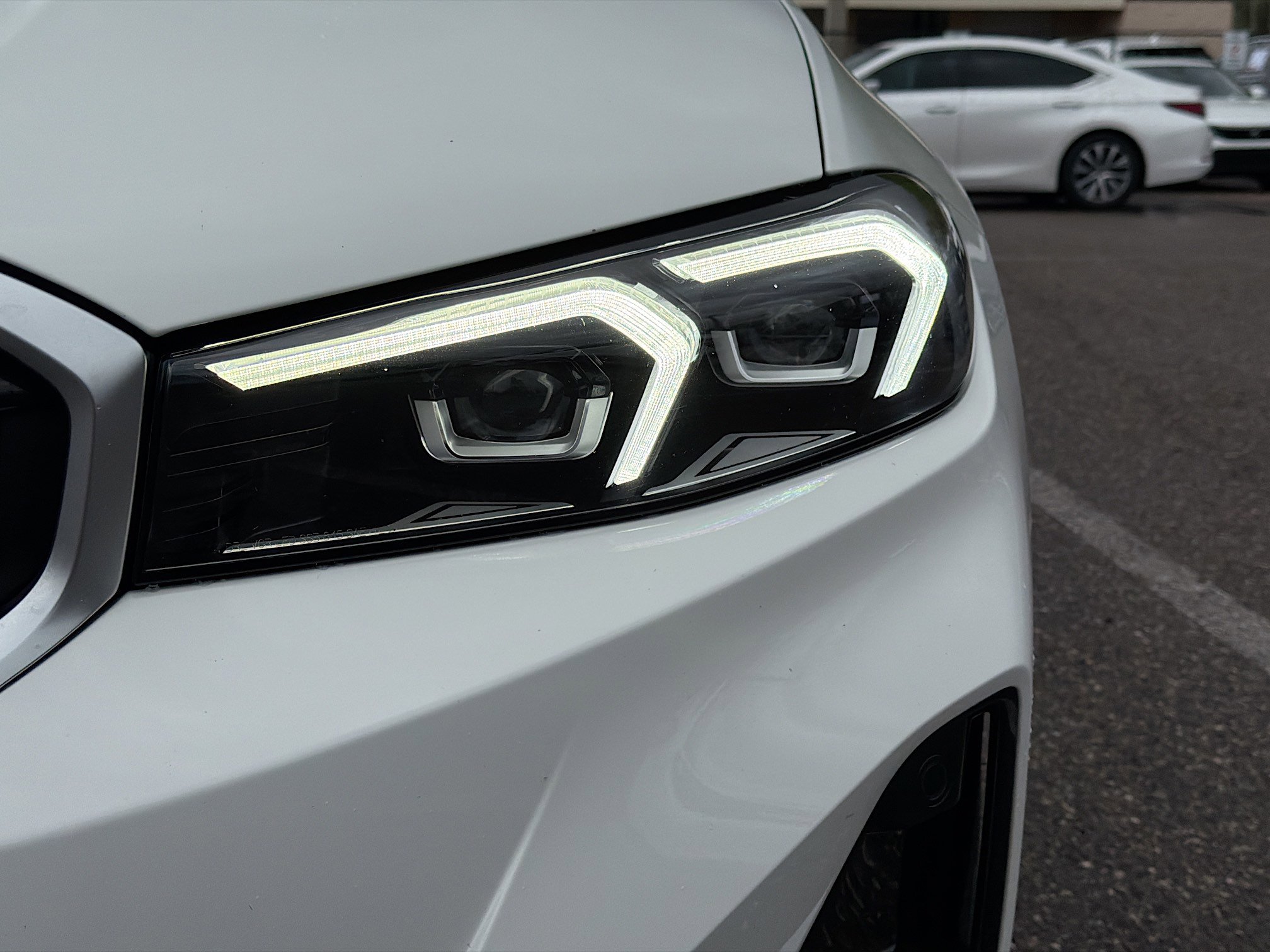 Used 2025 BMW 330i Sedan w/ Convenience Package image 9