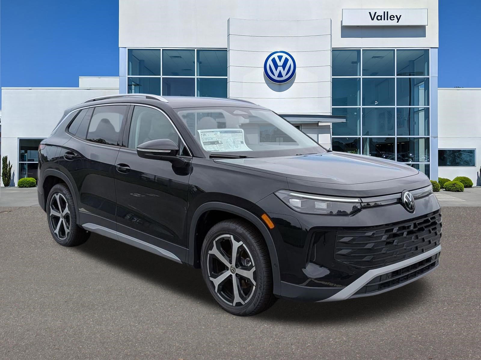 New 2026 Volkswagen Tiguan SE