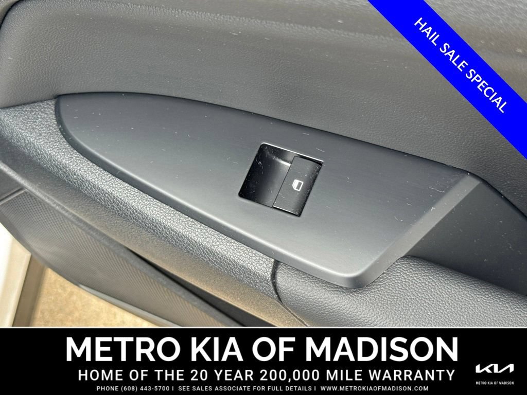 Used 2026 Kia Sportage SX FWD image 31