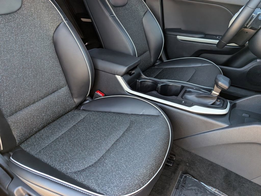 Certified 2025 Kia K4 GT-Line w/ GT-Line Sunroof Package image 24