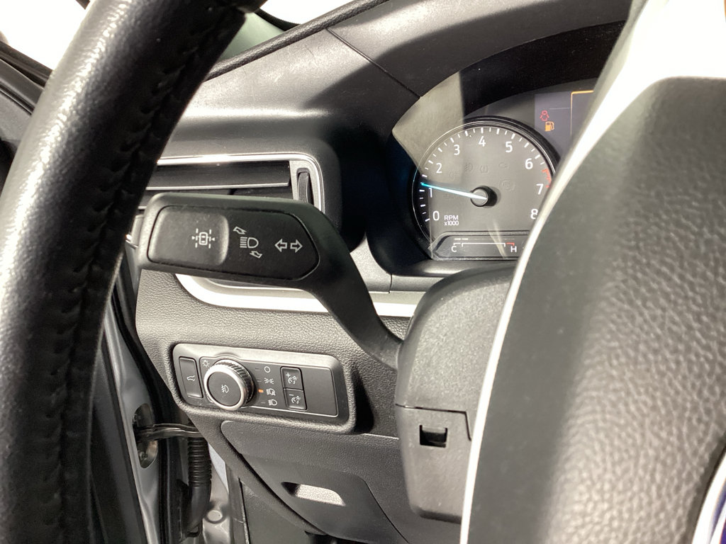 Used 2022 Ford Explorer XLT w/ Equipment Group 202A AWD/4WD image 24