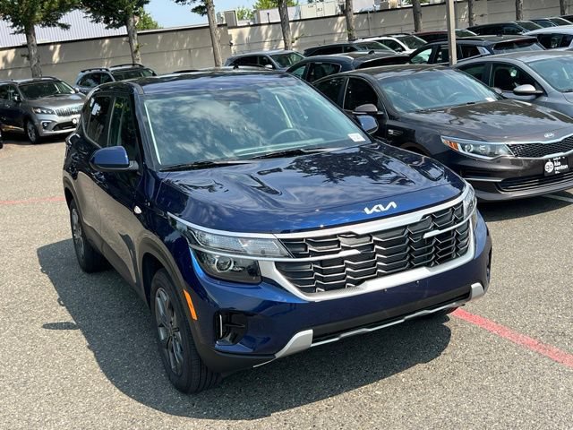 Used 2026 Kia Seltos LX AWD/4WD image 7
