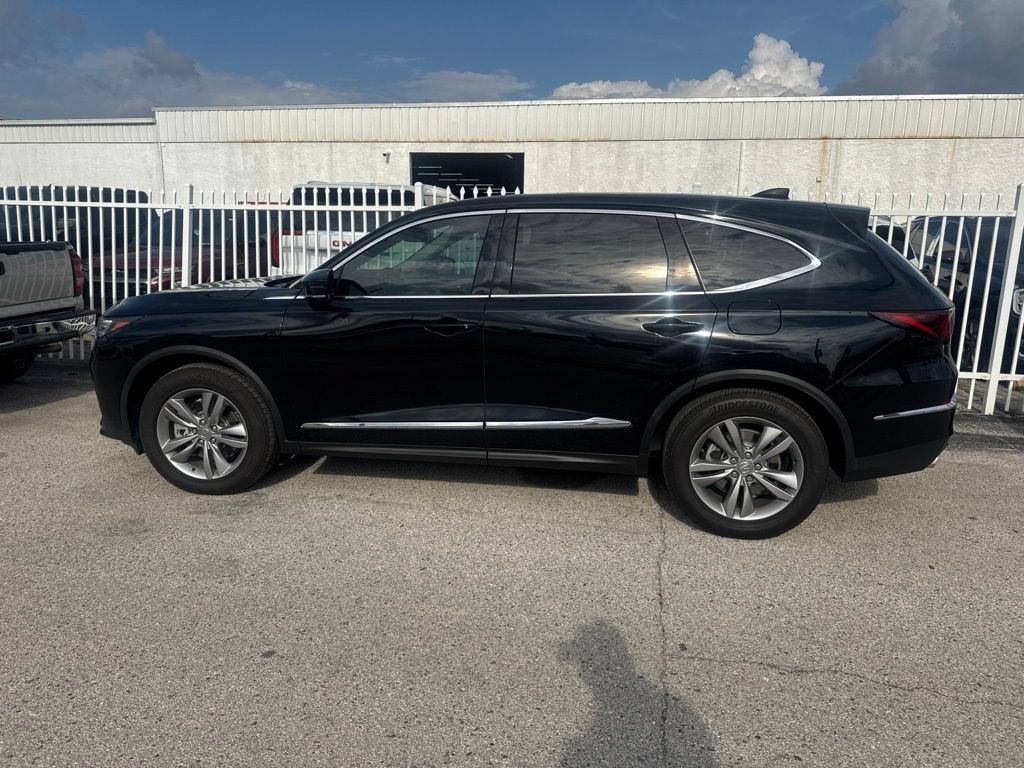 Used 2025 Acura MDX FWD image 4