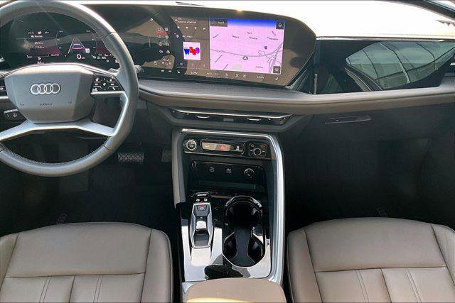 Used 2025 Audi Q5 Premium w/ Convenience Package AWD/4WD image 15