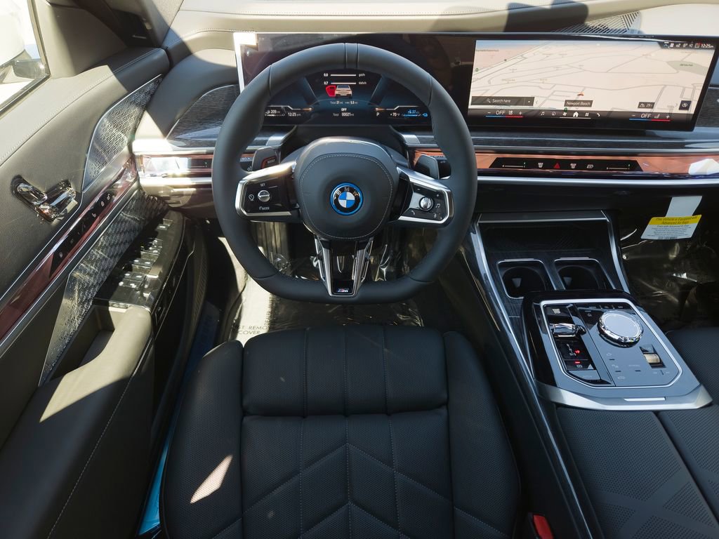 New 2026 BMW 750e xDrive w/ Executive Package image 14