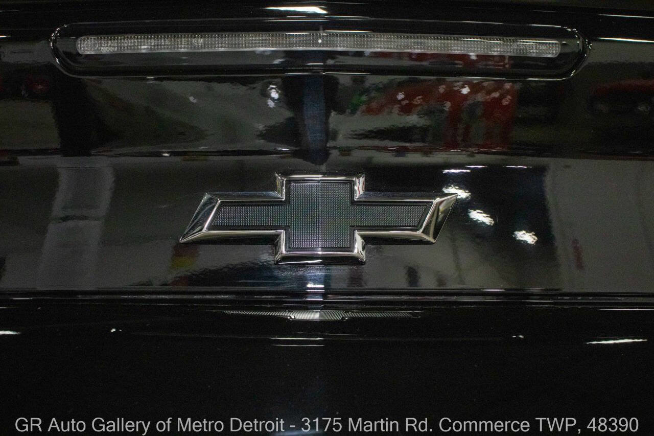 Used 2021 Chevrolet Camaro LT w/ RS Package RWD image 30
