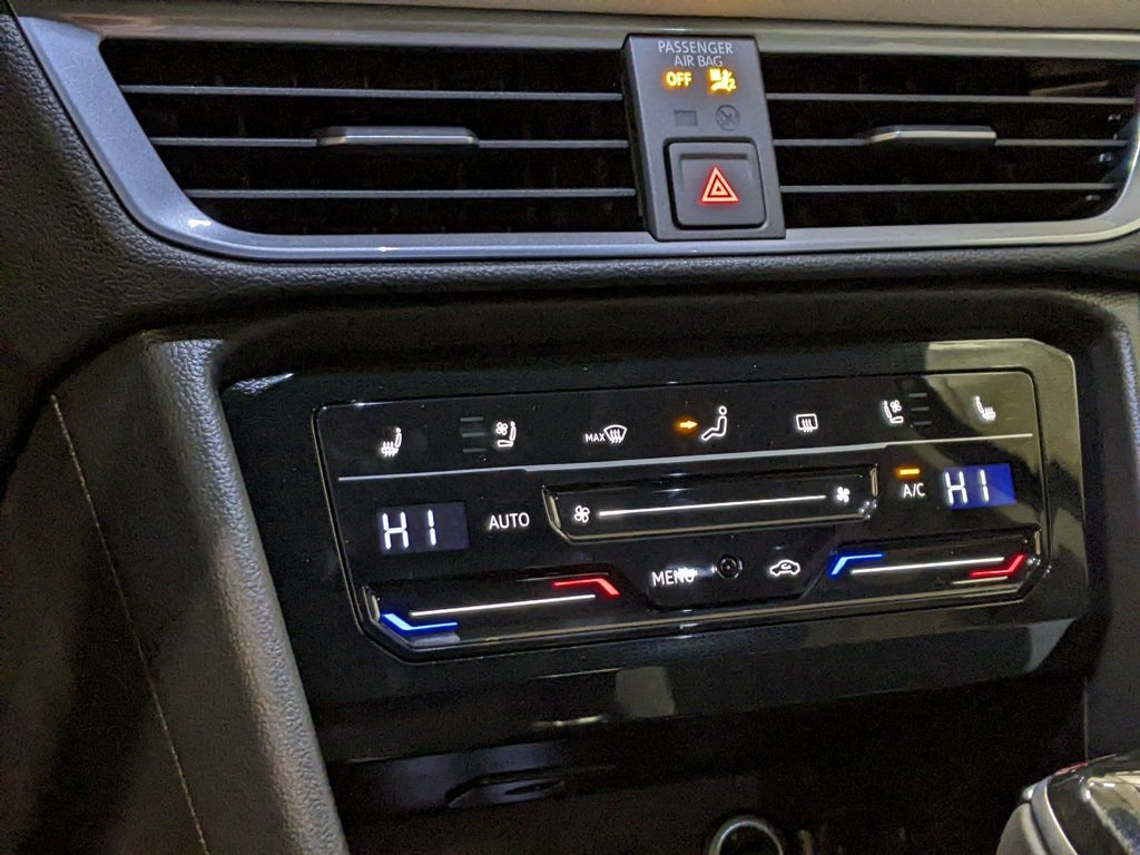 New 2026 Volkswagen Taos SEL AWD/4WD image 18