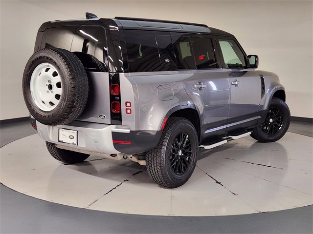 Used 2021 Land Rover Defender 110 image 2