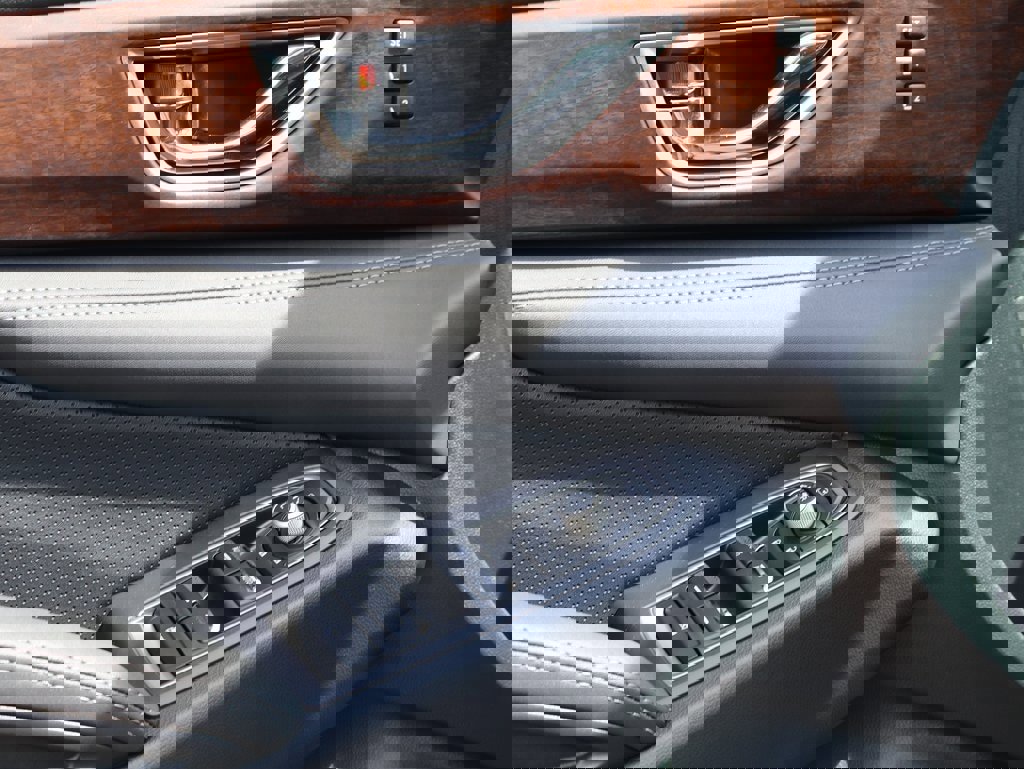 New 2025 Subaru Ascent Touring image 24