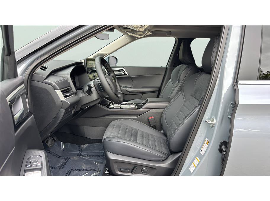 New 2026 Mitsubishi Outlander SE AWD/4WD image 10