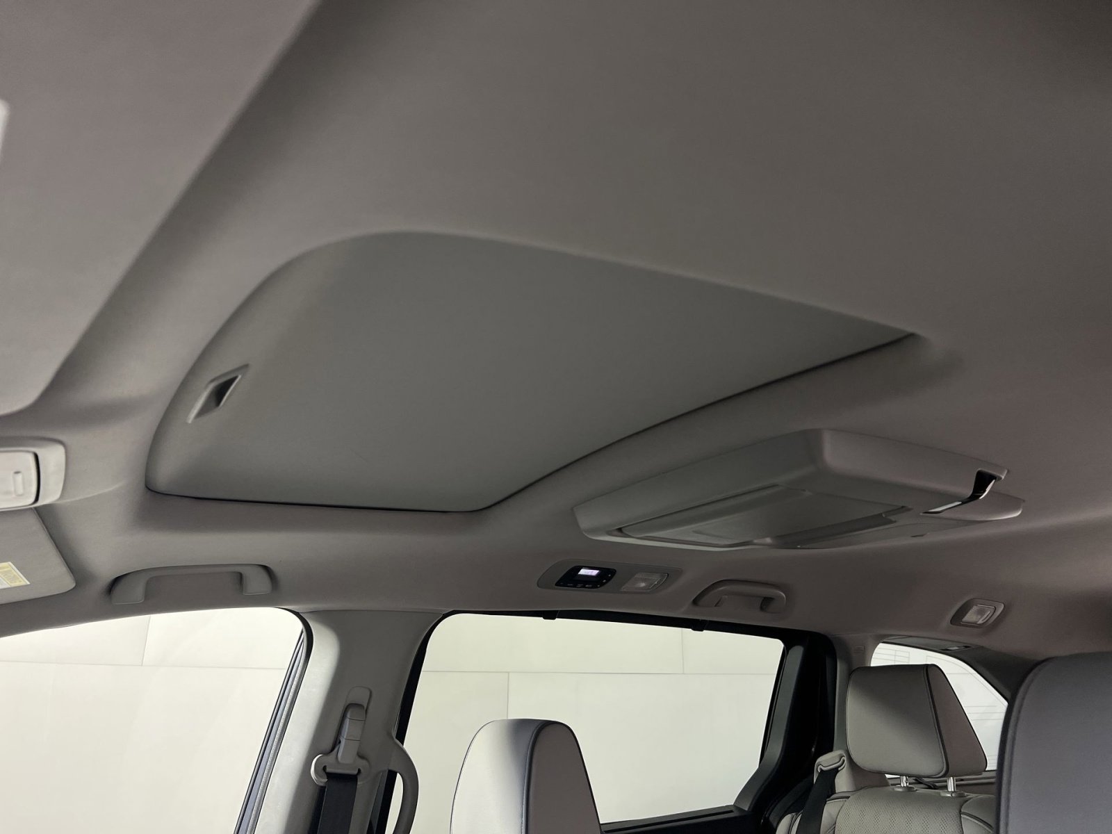 Used 2021 Honda Odyssey Elite image 24