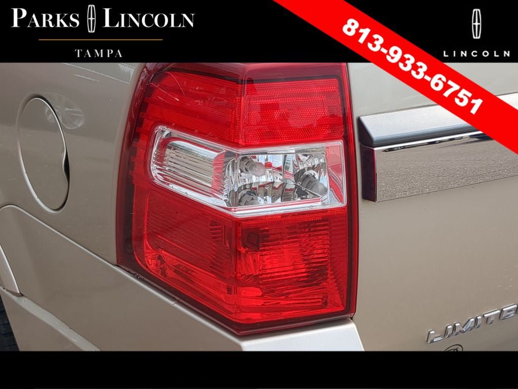 Used 2017 Ford Expedition Limited w/ Equipment Group 301A RWD image 7