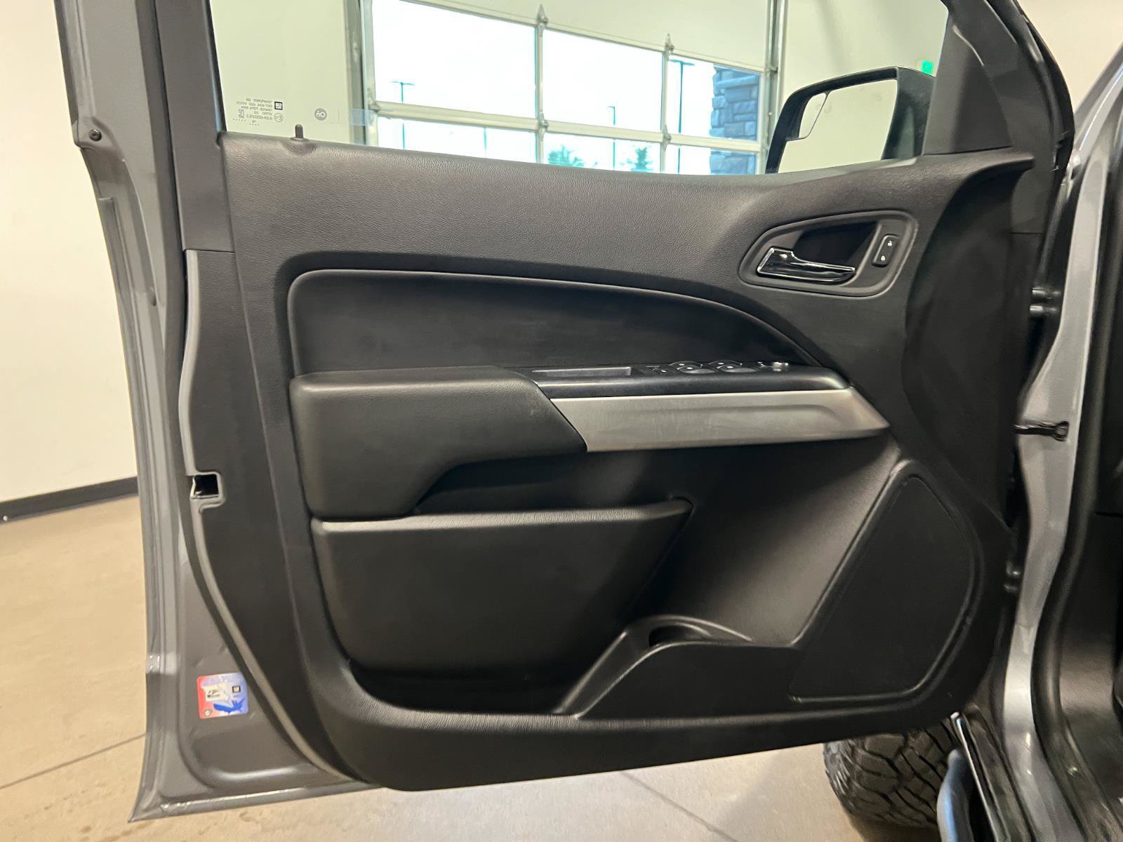 Used 2020 Chevrolet Colorado ZR2 AWD/4WD image 26