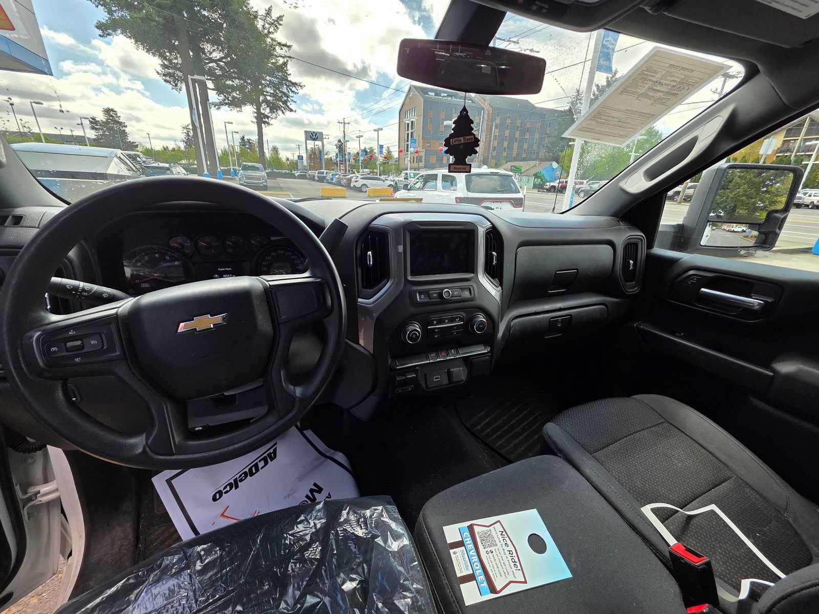 Used 2019 Chevrolet Silverado 1500 Custom w/ Custom Value Package image 12