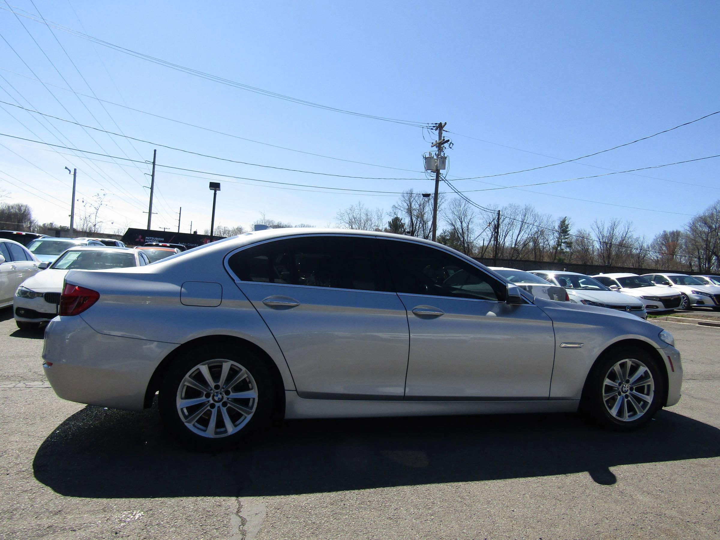 Used 2016 BMW 528i xDrive Sedan AWD/4WD image 8