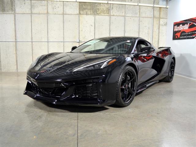 New 2025 Chevrolet Corvette E-Ray w/ ZER Performance Package image 4