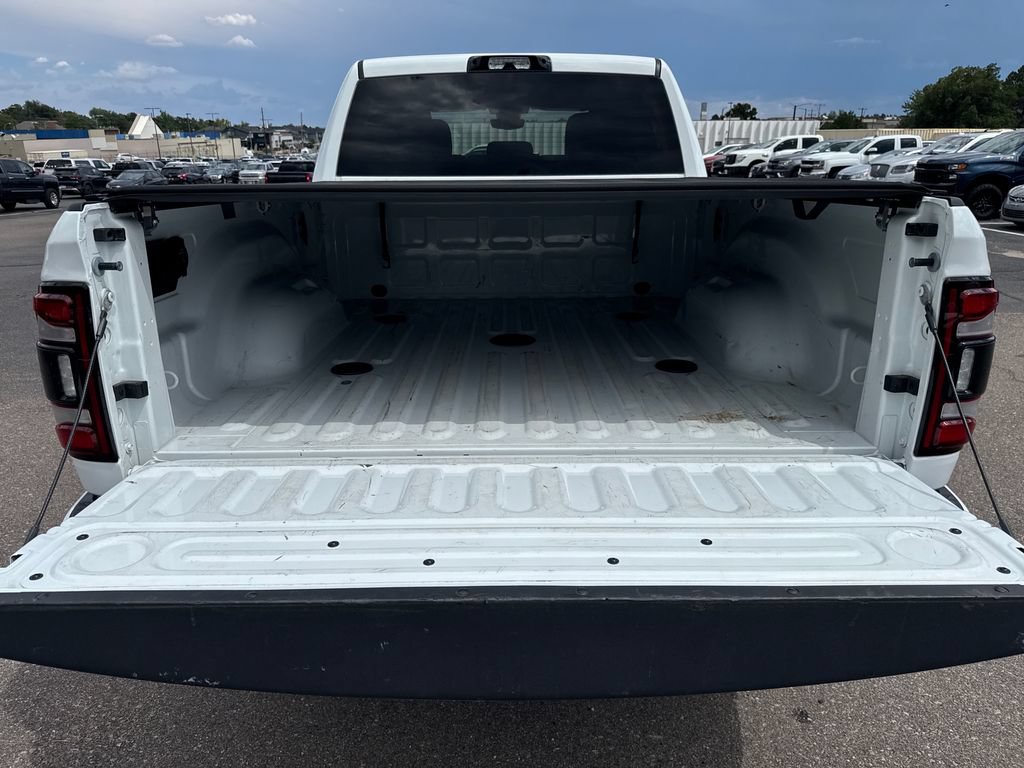 Used 2024 RAM 3500 Big Horn w/ Night Edition AWD/4WD image 23