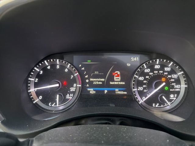 Used 2020 Toyota Highlander XLE image 6