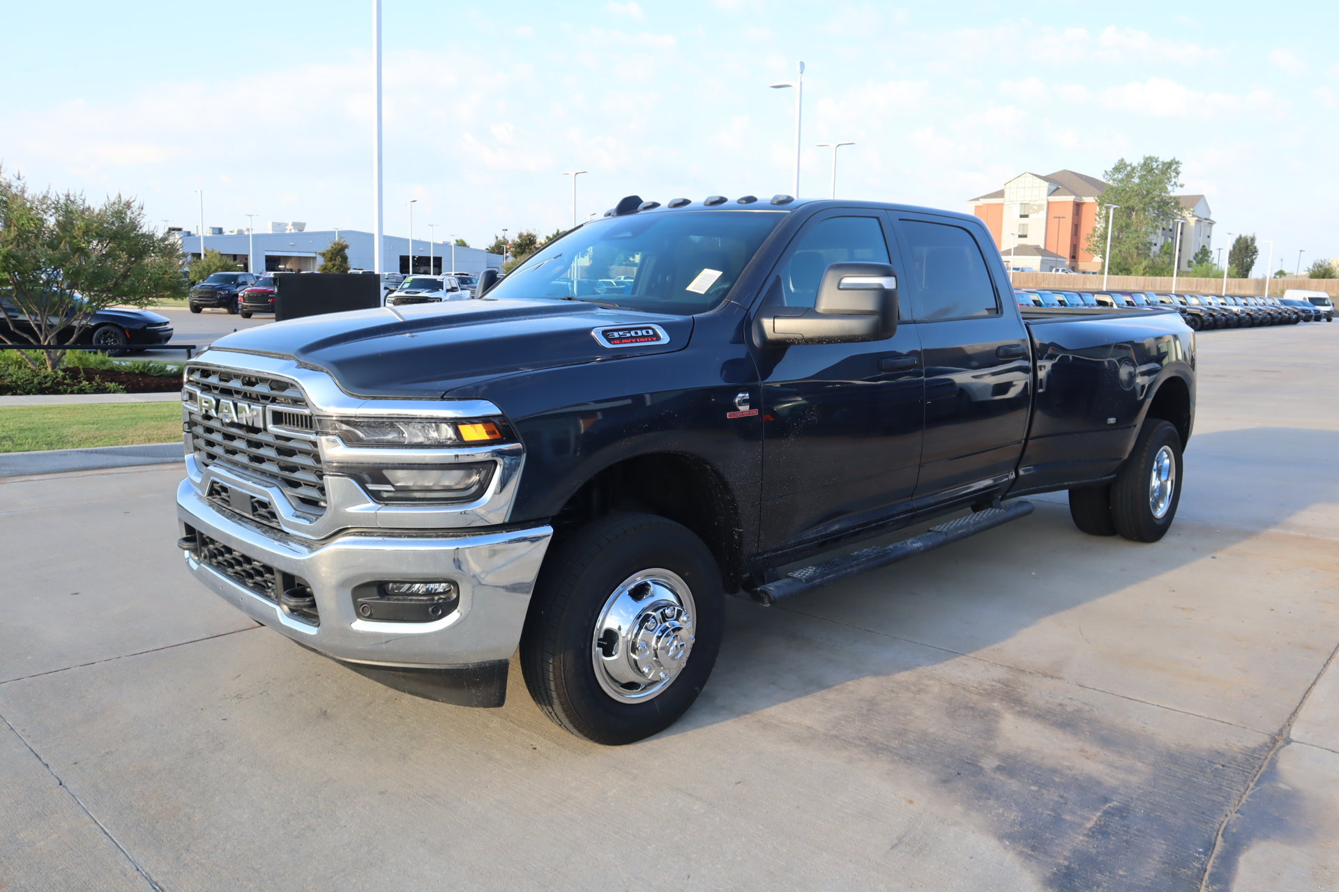 New 2027 RAM 3500 Tradesman AWD/4WD image 10