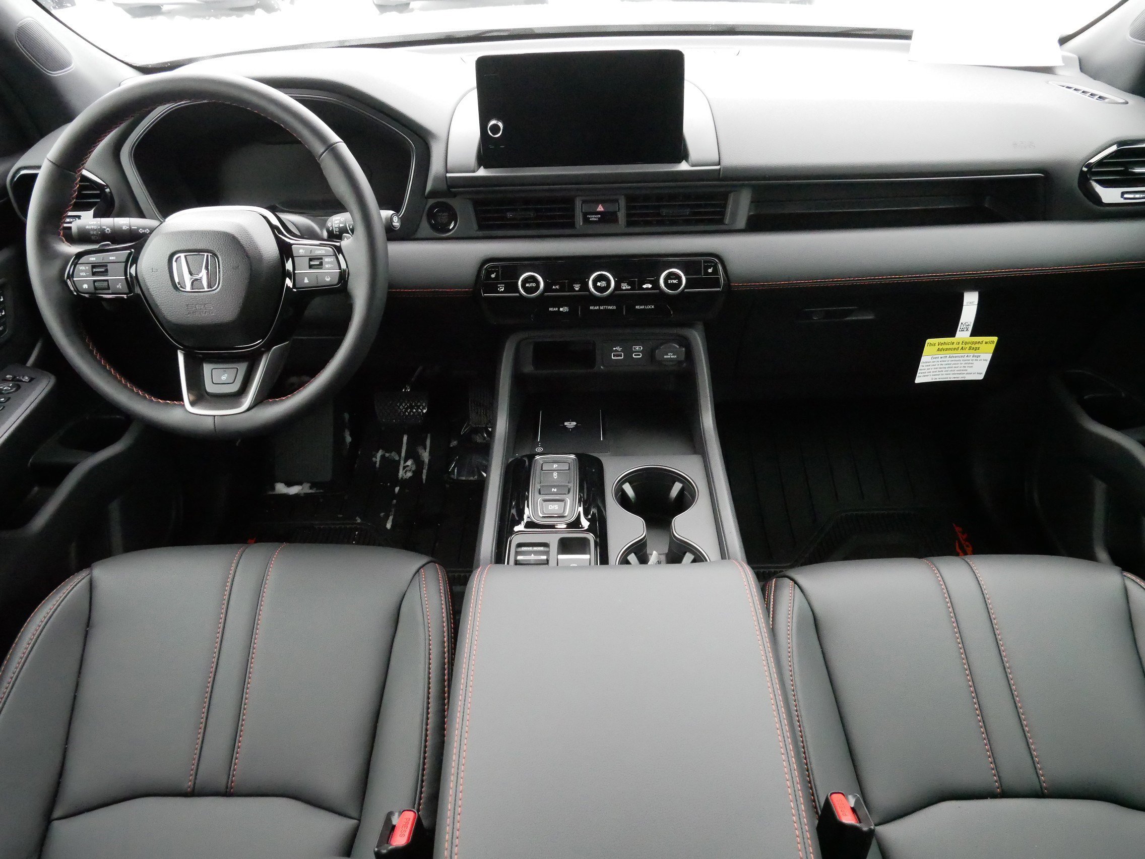 Certified 2025 Honda Pilot TrailSport image 10