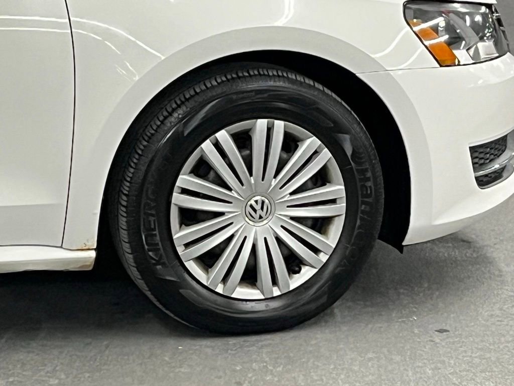 Used 2014 Volkswagen Passat 2.5 S image 30