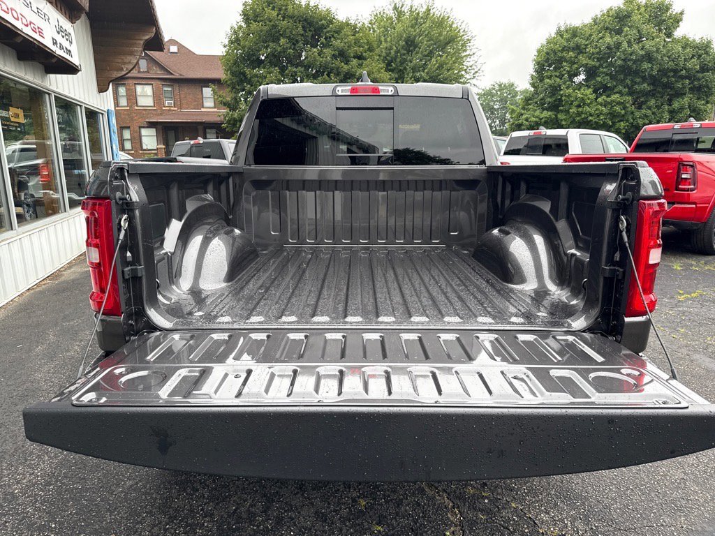 New 2025 RAM 1500 Laramie image 6