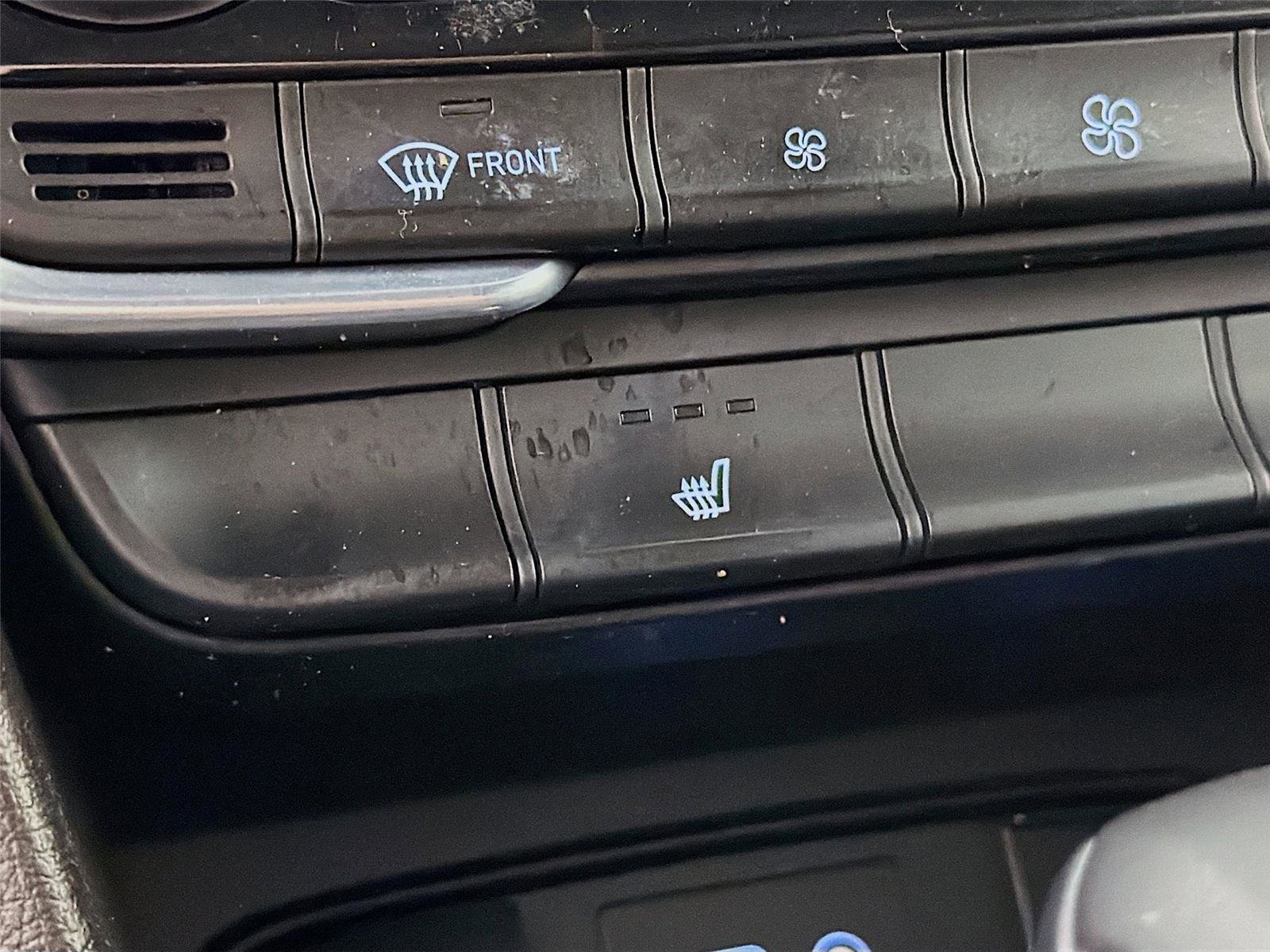 Used 2019 Hyundai Santa Fe SEL AWD/4WD image 20