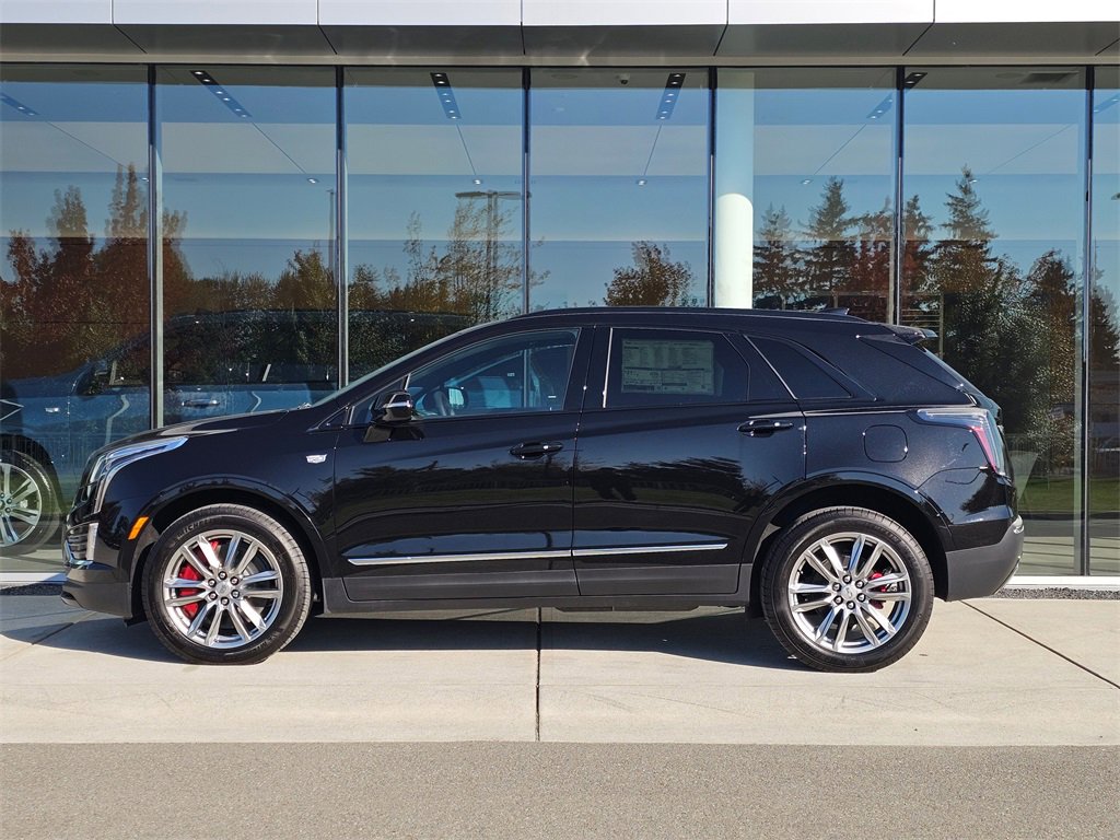 New 2025 Cadillac XT5 Sportv w/ LPO, Floor Liner Package image 4