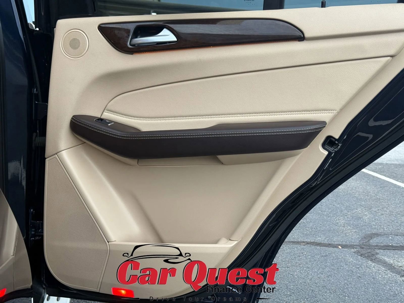 Used 2018 Mercedes-Benz GLE 350 GLE 350 4MATIC Sport Utility 4 image 16